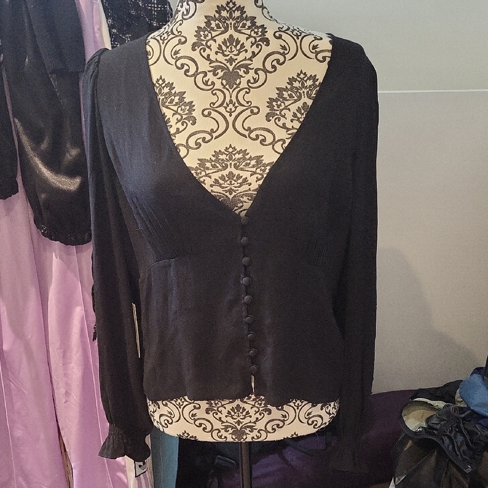 Wilfred Black V-Neck Blouse